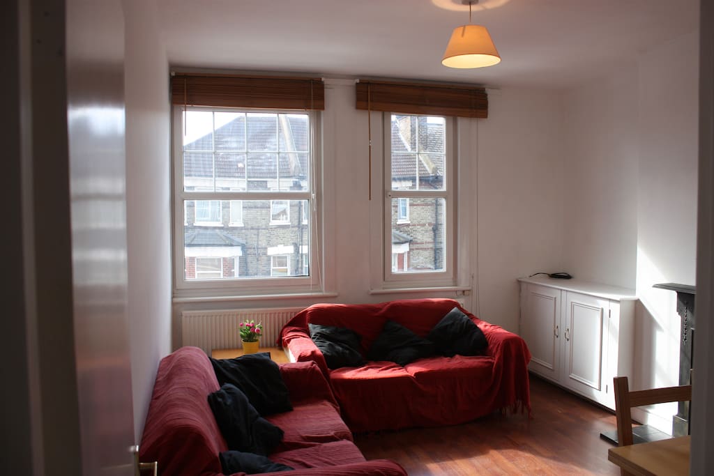This light and airy room is the perfect place to relax after a day's work or sightseeing.