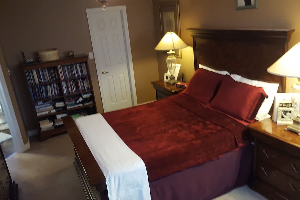 Master Bedroom
(Look 1)