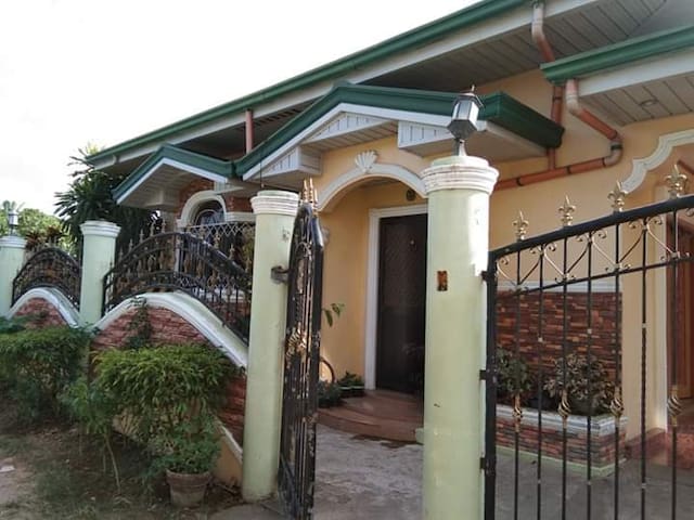 Theo's Transient House