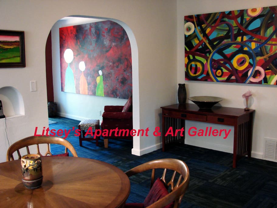 #1. Private Home/ Apartment. Only 2-min. from Downtown Wichita,KS. near 1-35 & Douglas Av. Over 950sq.ft. of area. Full Kitchen, 2 Bedrooms, Private bathroom, with new carpet & paint . Designed for the traveler and your comfort. Your Super Host & International Artist Mr. Brent Litsey has hosted over 150 Guests from around the world.