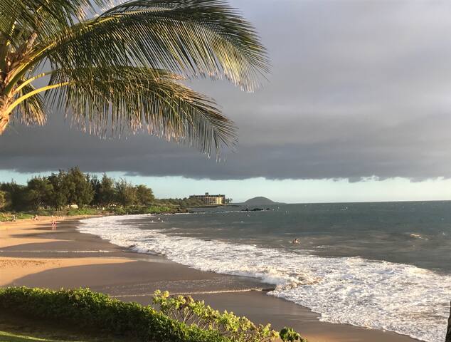 Luxury beach retreat at Hale Pau Hana gallery image 2