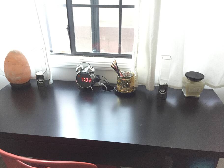 Desk/Workspace