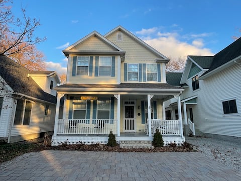 Lakeside Chautauqua Golden Home - Linens Included!