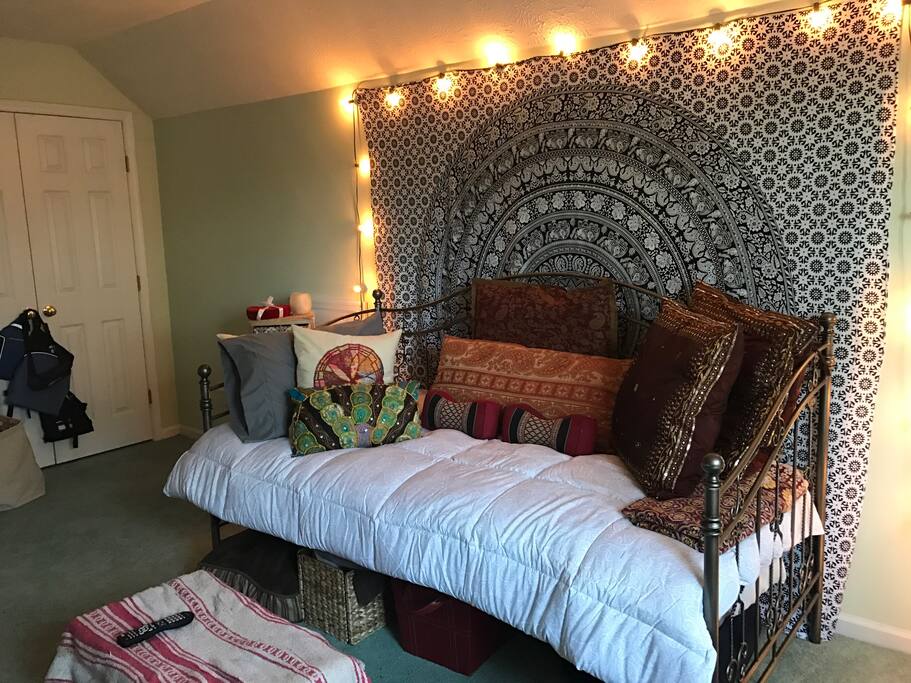 Twin Sized Daybed