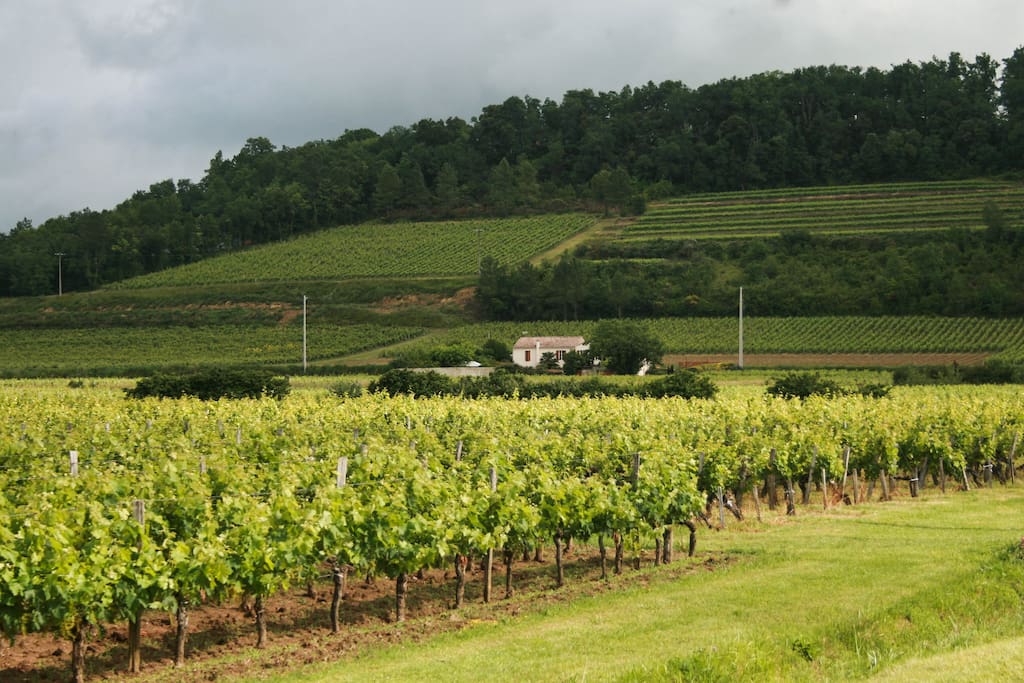 Maison vue de loin