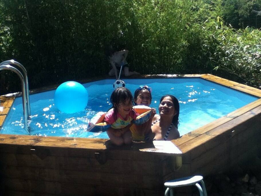 Coin piscine à l'abri