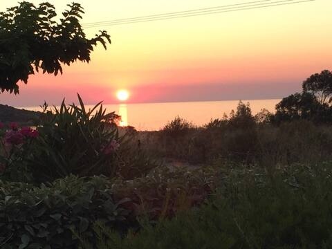 ganzes Reihenhaus, Lieu-dit Lozari, sea view!
