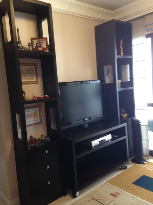 TV 42" com DVD