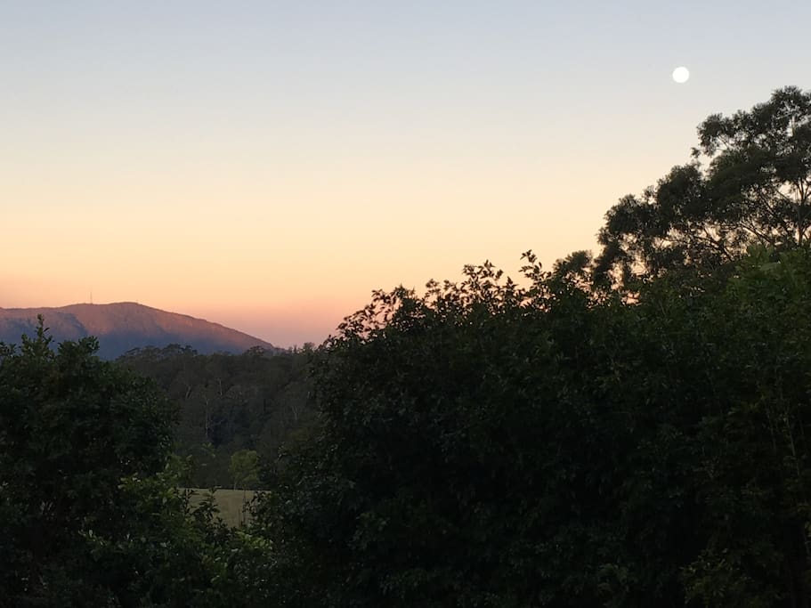 Full moon and sunset over Mooragan