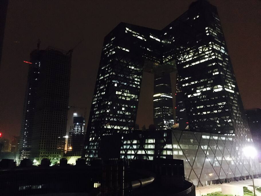 窗外无敌夜景