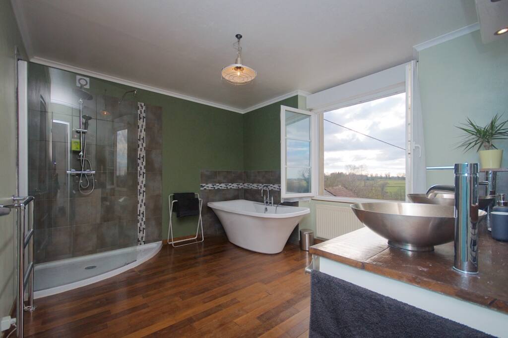 Bathroom of the Suite