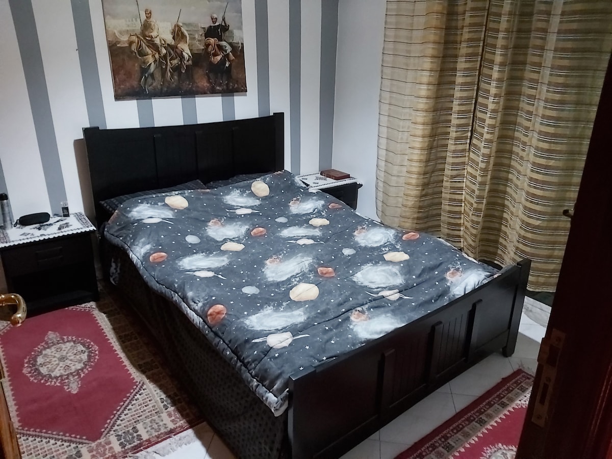 Guesthouse in Casablanca  1 bedroom  1 bed  1 shared bath - image 3