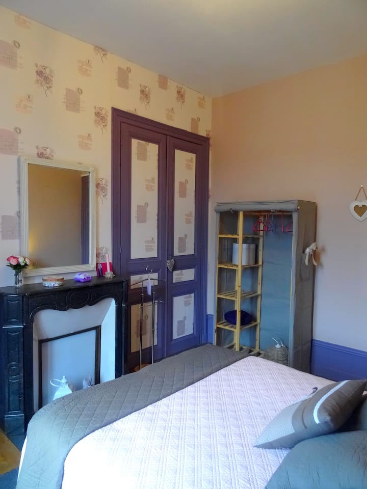 Chambre Zelima - Laissez vous envoûter par ses couleurs modernes. 