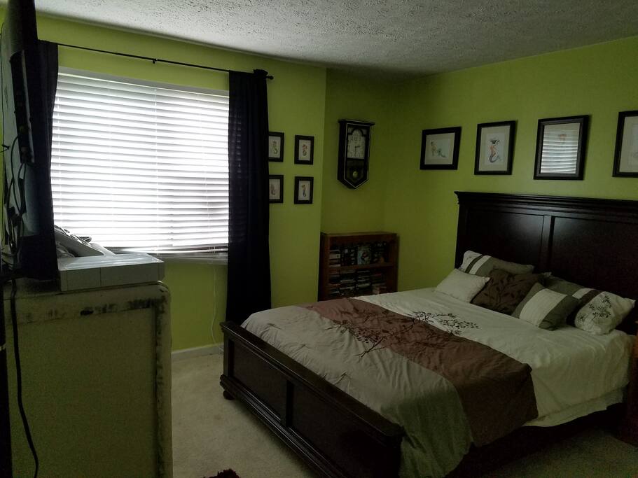 Guest room