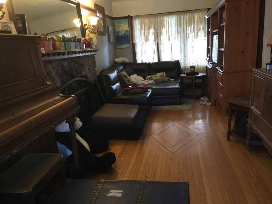 Living room/music studio