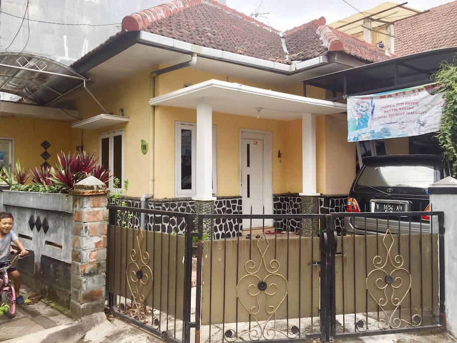 Front side of my lovely home. (Sisi depan rumah).