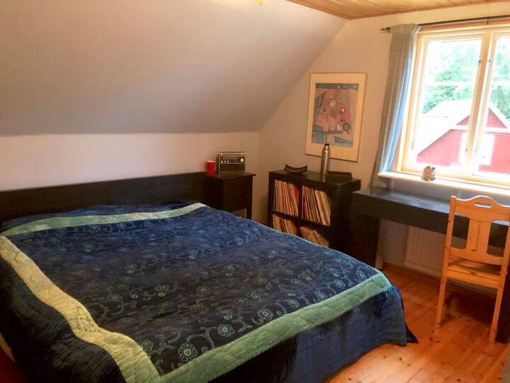 საძინებელი 1