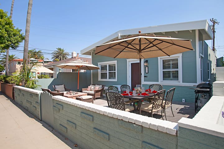 Relaxing Beach Bungalow