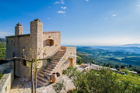 Panoramic View Villa in OliveGroves