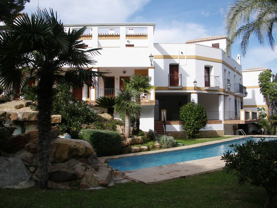 Balcony overlooking top pool