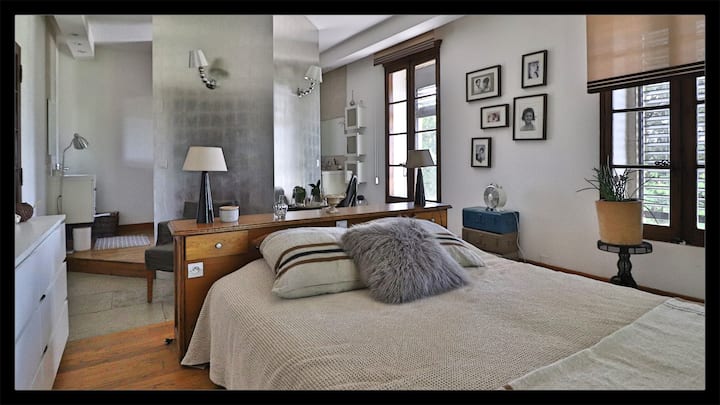 37 მ2 ‑ დან 1 ოთახი ინტეგრირებული სააბაზანოთი