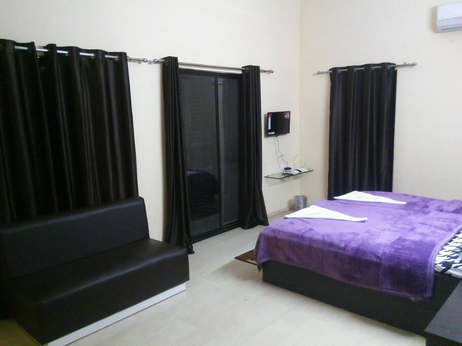 Master Bedroom with king size bed