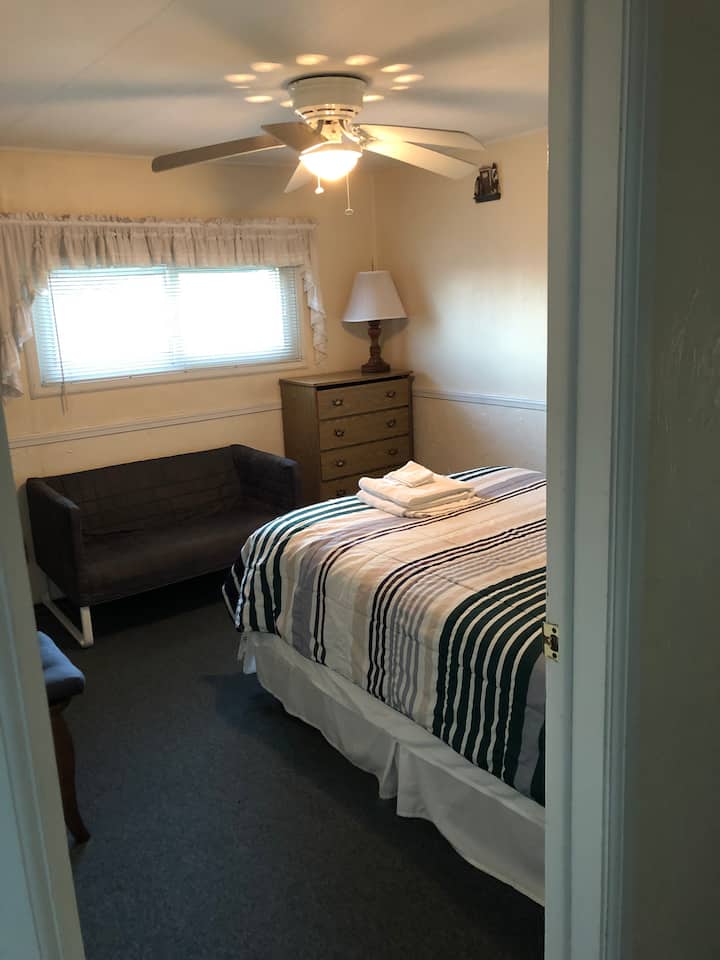 Top 12 Airbnb Vacation Rentals Near Cedar Point, Ohio Updated 2024