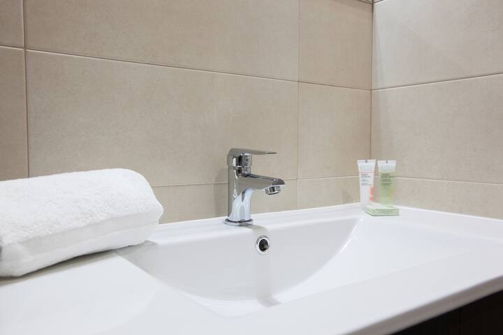 BBarcelona Sagrada Familia 14 gallery image 4