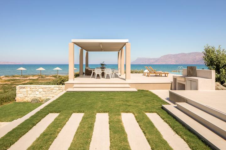 Villa Alpha gallery image 2