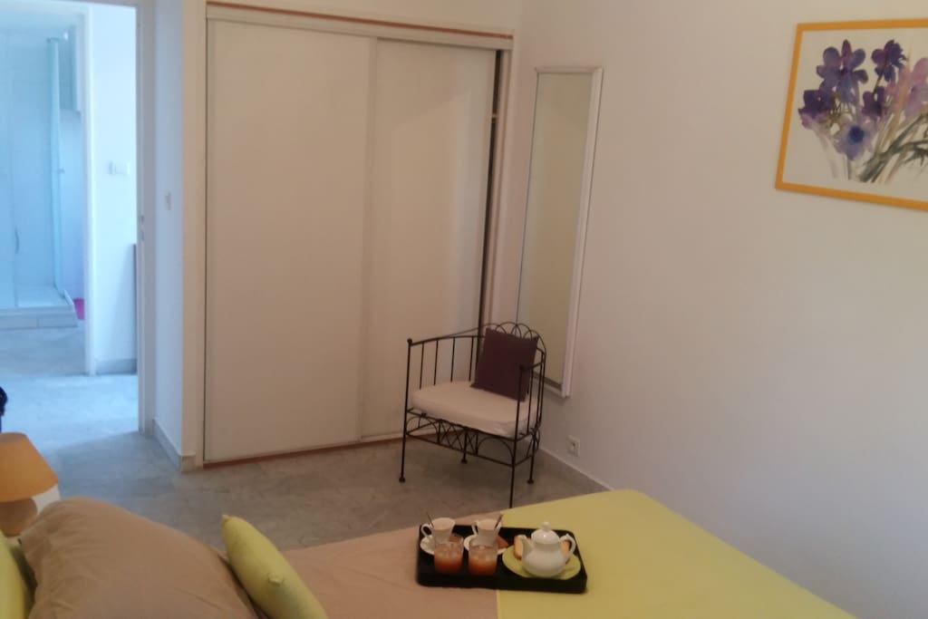 Chambre // Bedroom
