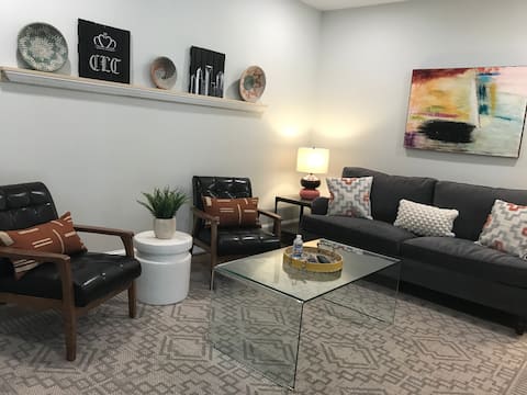 Top Airbnb: Dilworth Gem 2- South End Adjacent in Dilworth