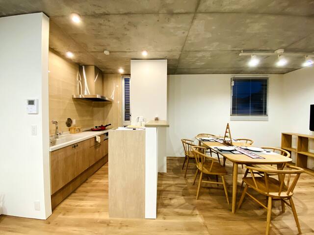 JR Line/大空间/駒込別荘/高速WIFI/プライベート庭 gallery image 4