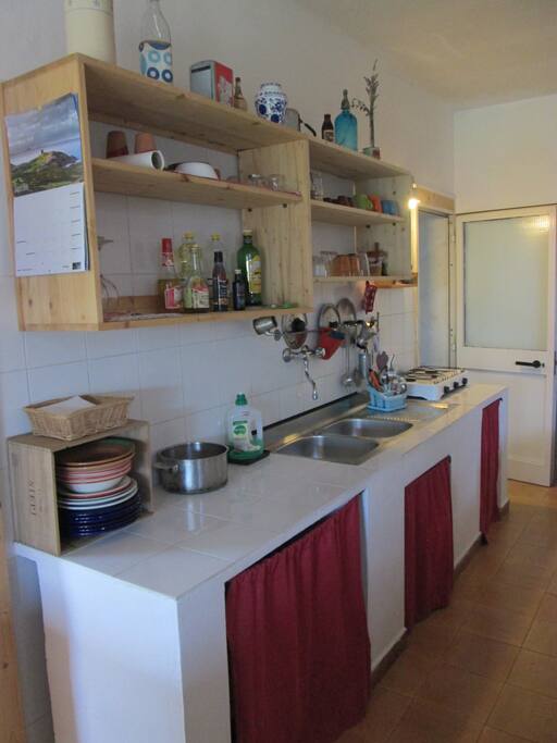 cucina accessoriata