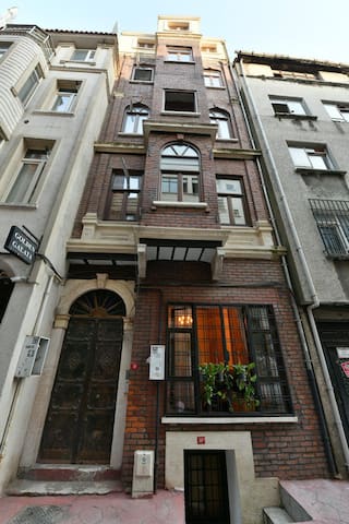 Merve-Ahmet managed Airbnb listing 3