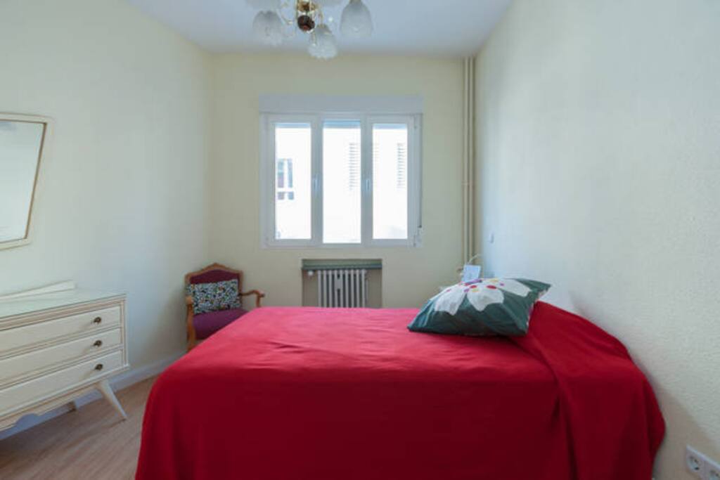 Habitación (135cm la cama)