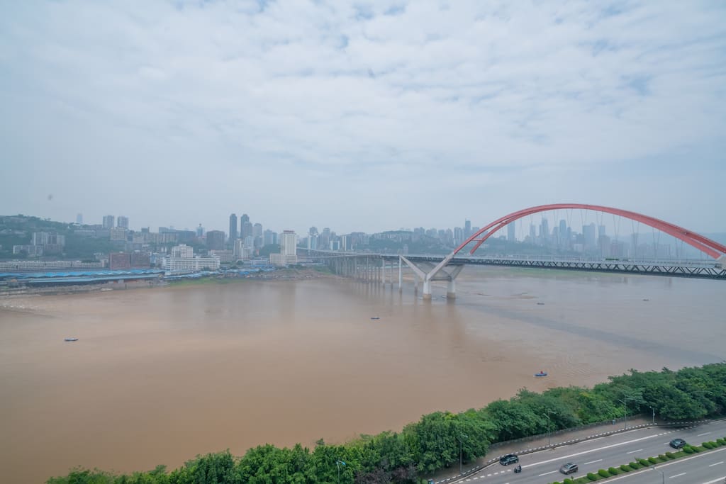 彩虹桥、火锅英雄、疯狂石头取景地