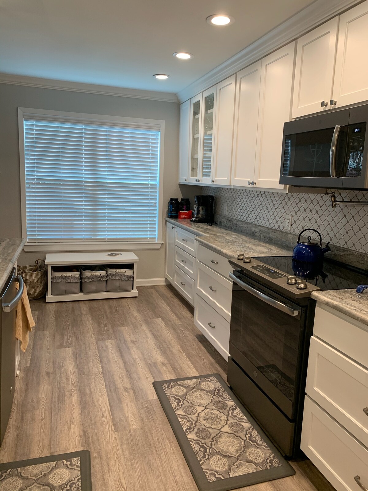 Suite in updated townhome