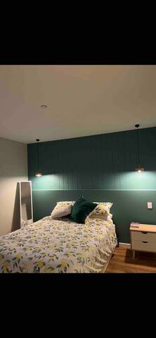 Coastal cheerful 4 bedroom home/ Ocean Grove gallery image 2