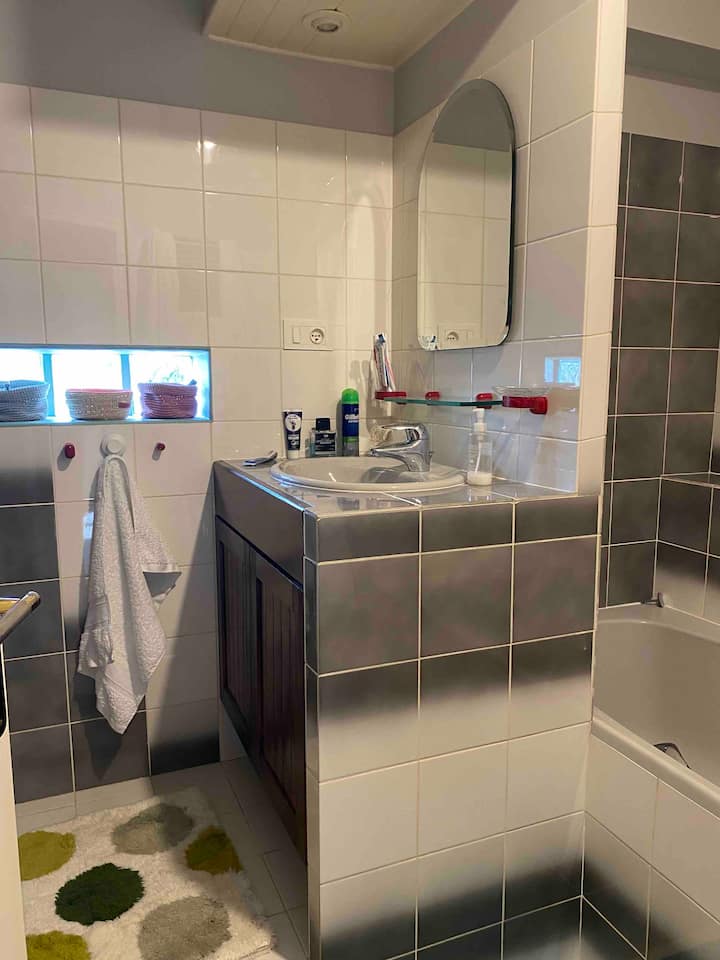 Chambre Privative Avec Parking Gratuit - Gif-sur-Yvette