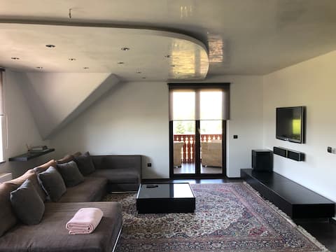 VILA DUEM / penthouse apartment