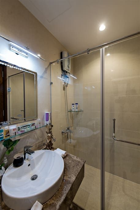 Toilet Amenities