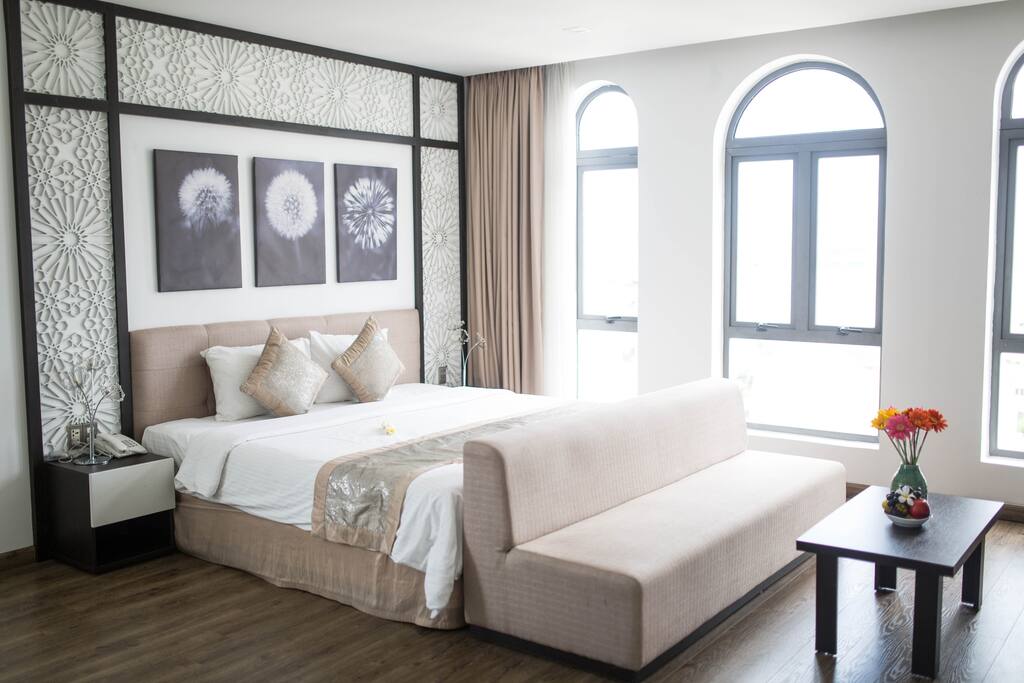 very spacious room with lots of natural light