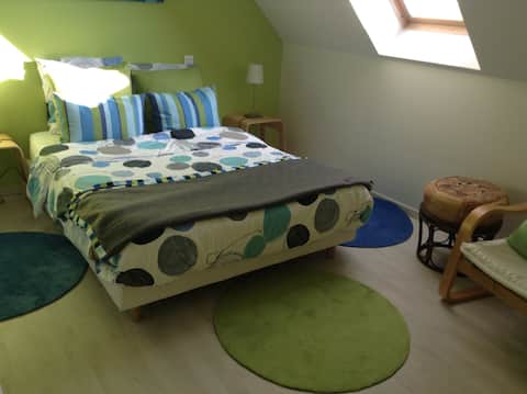 PRIVATE ROOM NEAR MONT ST MICHEL 5 PERS