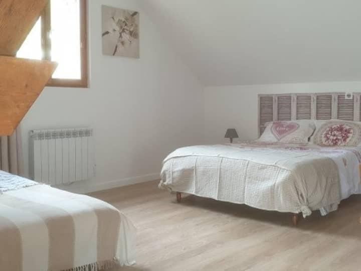 غرفة نوم 4 أشخاص في الريف 