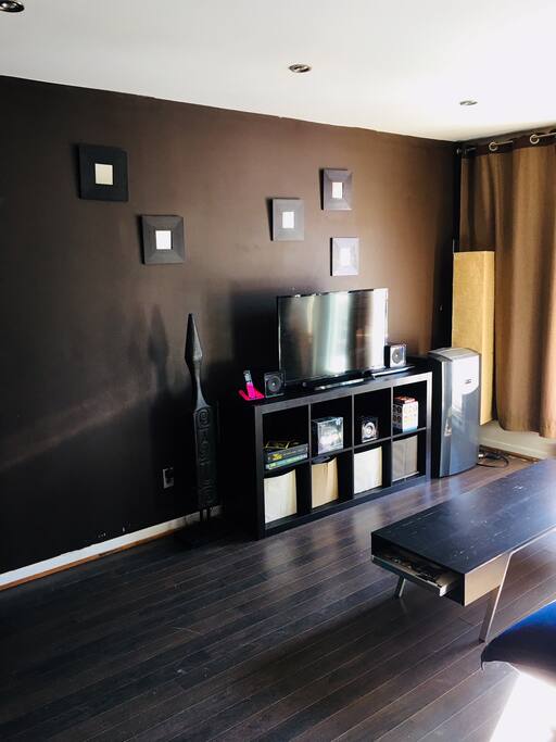 Air conditioner, heating and natural light