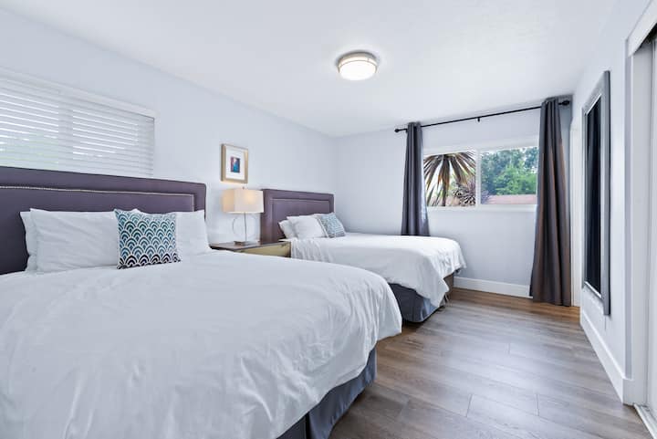 Melt into our comfortable queen beds after a long day.