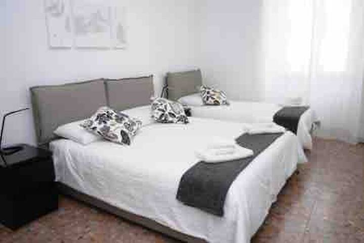 Supercentral, 3 bedrooms apt. in the Roman Ghetto gallery image 4