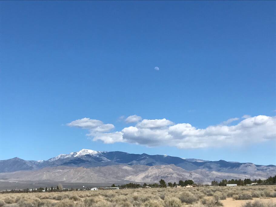 Moon and Mount Charleston peak, Mt Charleston provides an amazing view of the sunrise along with magical colors of the sunset! This is truly a retreat.