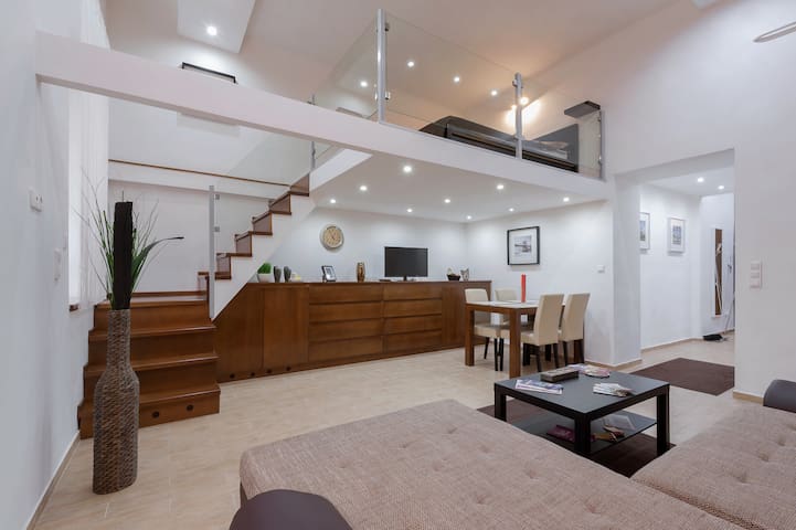 Luxury Beige & Brown Apartment