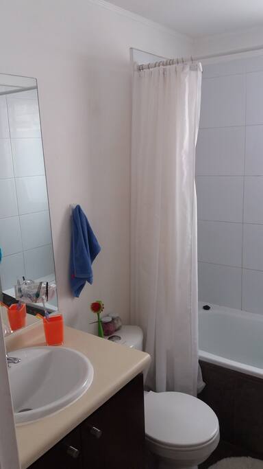 baño completo, impecable